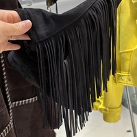Shorts en daim noir rétro streetwear taille haute avec franges style western pour festivals et soirées