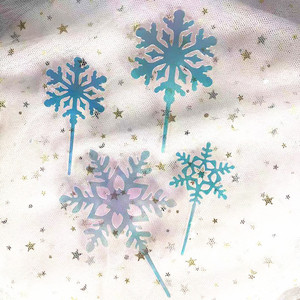 Juego de 4 Adornos Acrílicos para Pastel de Navidad con Copos de Nieve Plateados y Brillantes, Decoración Navideña para Postres, Suministros para Fiestas - Product Image 5