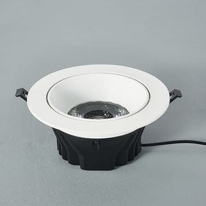 Downlight empotrable LED moderno con control remoto J-Box IC Air Tight Regulable Aluminio Cuadrado Fijo/Gimbal Ubicación húmeda LED regresado - Product Image 4