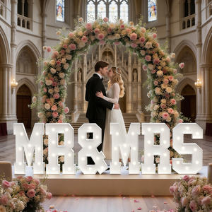 Lettere Luminose per Decorazioni Matrimoniali, Luci Mr & Mrs, Lettere Luminose da 3ft 4ft, Grandi Numeri LED, Lettere Giganti Illuminate - Product Image 1