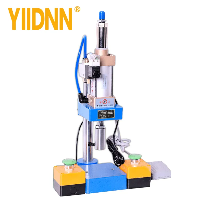 YIIDNN सीई YD50 छोटे एकल स्तंभ वायवीय प्रेस 110 / 220V मुद्रांकन मशीन समायोज्य बल 120KG पंचिंग मशीन