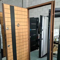 Porte d'entrée en acier et bois, portes de sécurité design pour appartement