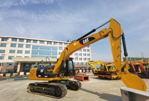 20 Ton 2022 Digger Machinery Buen estado CAT 320d Caterpillar Alta calidad 95% Nueva excavadora Precio más bajo - Product Image 4