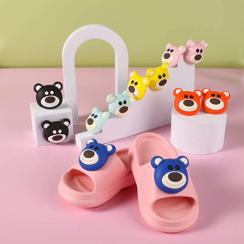 Изготовленные на заказ мягкие милые детские кроссовки 3D Медведь очаровательные заклепки Подвески ПВХ обувные подвески