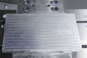 <span class=keywords><strong>Centre</strong></span> d'usinage CNC miniature DTC600, haute vitesse 20000 tr/min, FANUC, petit <span class=keywords><strong>centre</strong></span> d'usinage vertical pour profilés en aluminium - Product Image 4