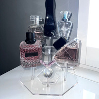Présentoirs de table en acrylique colorés pour blind boxes, cupcakes, parfums, figurines, cosmétiques et lotions