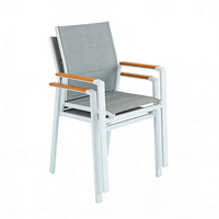 Chaise de salle à manger en aluminium HOMFUL, empilable, fauteuil de patio extérieur avec accoudoirs en bois grainé, siège rembourré pour café, restaurant
