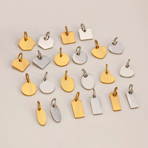 डिय कस्टम उत्कीर्ण लोगो वाटरप्रूफ गहने उच्च गुणवत्ता 18k सोने की प्लेटेड स्टेनलेस स्टील चार्म्स ब्रेसलेट फैशन गहने पेलेंट - Product Image 2