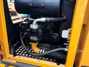 Excavatrice sur chenilles Sany SY95C d'occasion, mini-excavatrice sur chenilles 9180, fonctionnelle et intacte - Product Image 3