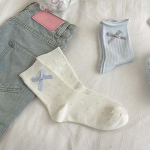 Chaussettes bleues à nœud papillon pour femmes, respirantes, absorbant la sueur, style mi-mollet, mode coréenne, printemps été - Product Image 2