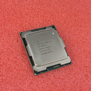 Processeur de bureau 64 bits d'occasion <span class=keywords><strong>I9</strong></span>-10980XE, 18 cœurs, fréquence de base de 3,00 GHz, cache de 24 Mo, <span class=keywords><strong>LGA</strong></span> <span class=keywords><strong>2066</strong></span>, 165 W. - Product Image 1