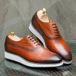 Zapatos Oxford de Alta Gama, Estilo Británico Informal de Negocios, Sin Cordones, con Capa Superior Repujada a Mano, Nueva Suela de Goma Antideslizante para Otoño - Product Image 2