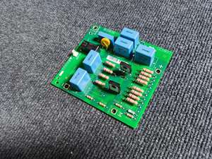 Großer Preis Kondensator Ausgleichs platte 130 B7172 Wechsel richter FC301-302-102 90-110-132KW 380V Antriebs platine - Product Image 2