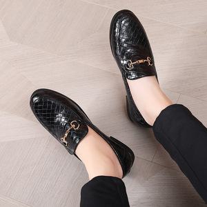 Zapatos Transpirables Antiolor para Hombre, Estilo Coreano, Zapatos de Vestir para Hombre al por Mayor, Mocasines de Cuero Formales para Negocios - Product Image 3