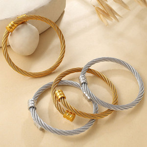 กำไลข้อมือแฟชั่น สร้อยข้อมือและกำไล สแตนเลส 316L ชุบทอง 14k 18k PVD สำหรับผู้หญิง - Product Image 1