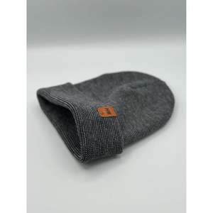 Gorro de Punto Tradicional con Puño Negro/Gris - Product Image 2