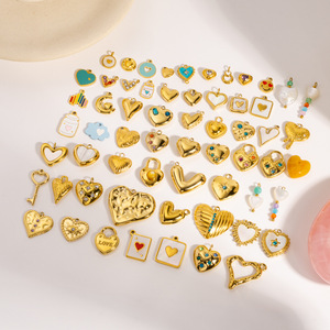 2025新作カスタムDIYステンレスチャームファッションジュエリー手作りハートシリーズジルコンペンダントPVDゴールドチャームギフト作り - Product Image 1