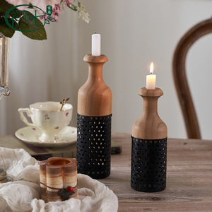 Portavelas de madera y hierro cónico para velas de bloque, decoración del hogar - Product Image 1