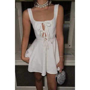 Robe de soirée blanche en crochet Melinai, taille XS, coupe trapèze, longueur au sol, avec bretelles spaghetti, taille empire, style simple pour les fêtes - Product Image 5