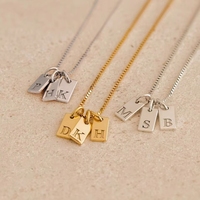 Colgante de 26 letras del alfabeto inglés, accesorios de joyería DIY, cuadrado, chapado en oro de 18 quilates, collar de acero inoxidable