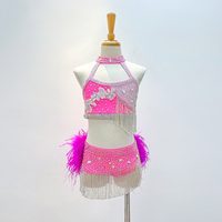 Traje de Baile de Jazz Color Fucsia para Niñas, Dos Piezas con Cuello Halter, Traje Latino Brillante con Flecos y Plumas, Spandex/Nailon
