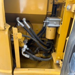Excavatrice Caterpillar CAT 306 d'occasion du Japon à prix avantageux, petite machine de terrassement de 6 tonnes et mini-excavatrice d'occasion en vente - Product Image 6