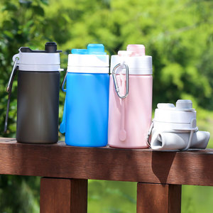 Botella de agua plegable de silicona de 500 ml, botella deportiva de gran capacidad para viajes con mosquetón para uso en exteriores - Product Image 2