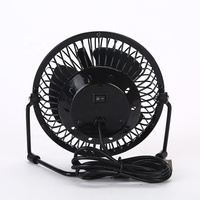 Piccolo Ventilatore USB LED con Orologio e Display Orario, Temperatura Multipla, in Metallo per Uso Domestico e Alberghiero, Finitura Nera