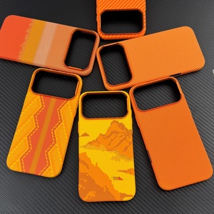 Coque PC LUXO Life Slim pour iPhone 17 Pro Max, texture <span class=keywords><strong>fibre</strong></span> de carbone <span class=keywords><strong>orange</strong></span>, coque arrière magnétique de luxe avec cadre métallique pour appareil photo - Product Image 5