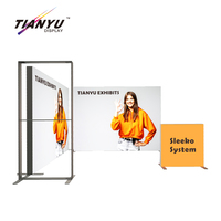 Stand publicitaire modulaire avec éclairage et vitrine pour salon professionnel, conception personnalisable, prix compétitifs