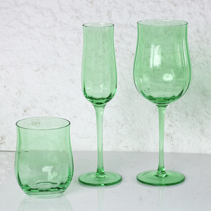 Creative Antique Glass Set-Juego de vidrio alto en forma de tulipán verde soplado a mano para beber vino vintage-Diseño floral Retro - Product Image 2