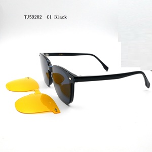Gafas de Lectura Unisex Ligeras con Clip Magnético 59202, Polarizadas, con Dos Lentes, Contáctenos para la Opción de Lente Única - Product Image 3