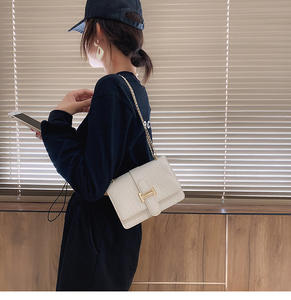 Minissimi - Bolso de Mano Pequeño de PU para Mujer, con Cierre, para Uso Diario en Invierno y Primavera, Bolso de Moda con Cadena - Product Image 6