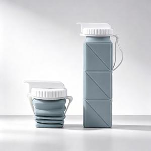 Bouteille d'eau pliable en silicone multi-sections avec poignée pour l'escalade - Product Image 4