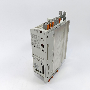 PLC E82EV751S2B 8200 00417418 E82EV7512B ตัวควบคุม PLC E82EV751S2B 8200 00417418 E82EV7512B สำหรับอุตสาหกรรม - Product Image 1