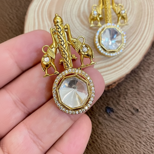 Merveilleux élégant Moissanite Polki boucles d'oreilles meilleure qualité plaqué or boucles d'oreilles pour les femmes vêtements modernes vêtements de mariage femmes et filles - Product Image 1