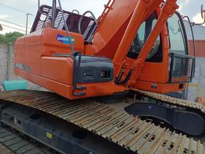 Excavadora de cadenas DOOSAN DX225LC 2018, cucharón de 1.2m, 23 toneladas, 77kw de potencia, 1000 horas, máquina de segunda mano de alta calidad, informe y video. - Product Image 2