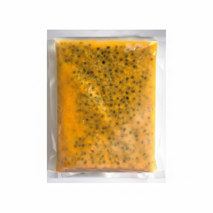 Pulpe de fruit de la passion congelée (graine/sans pépins) Purée de fruit de la passion IQF | 100% naturel à faible taux pour les importateurs et les grossistes. - Product Image 1