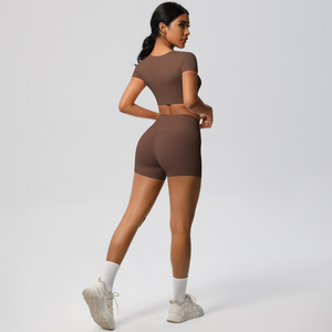 Vêtements d'entraînement personnalisés pour femmes ensembles de fitness de gymnastique haut court de Yoga sans couture et pantalon deux pièces brassière Pad Shorts grande taille costume de Yoga - Product Image 4
