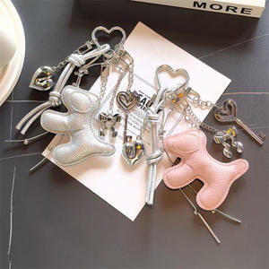 Llaveros de Cobre con Diseño de Muñeca de la Serie Miu, Accesorios para Bolsos de Perro, Bolsas Escolares, Colgantes Pequeños y Seguros, Sensación de Alta Gama, Venta al por Mayor - Product Image 3