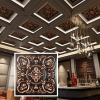 Carrelage de plafond Faux Tin 3D Panneau mural en relief Imperméable Artistique Traditionnel Cuivre PL30 pour Café Carreaux de plafond suspendu