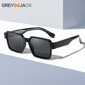 Gafas de sol rectangulares retro Greyjack 53 mm TR con montura metálica UV400 polarizadas unisex negras K028 - Product Image 5