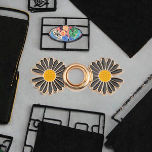 Bouton de serrage instantané pour jeans, réglable, motif fleur de <span class=keywords><strong>marguerite</strong></span>, en alliage de zinc métallique, technique de placage, tige sèche - Product Image 2