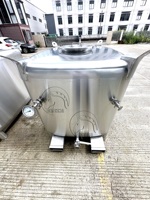 Réservoir à vin carré de 1500L 400 gallons en acier inoxydable pour stockage en cube empilable portable et réservoir IBC