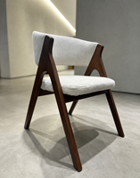 Chaise de salle à manger rembourrée moderne avec pieds en bois massif en forme de A, chaise d'appoint en tissu luxueux pour salle à manger, restaurant