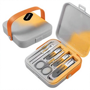 Ensemble de manucure et pédicure en acier inoxydable 9 pièces, kit d'outils de soin des ongles avec étui portable pour hommes et femmes, utilisation en voyage - Product Image 2