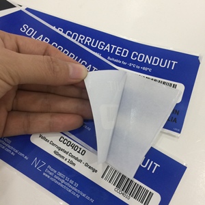 Impresión de Etiquetas Adhesivas a Granel, a Todo Color, Resistentes al Agua, para Empaquetado de Productos y Uso Industrial - Product Image 1