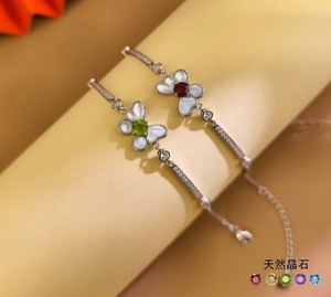 Bracelet en chaîne de cristal de 5 mm avec 9 papillons en nacre fine, pierre naturelle, argent sterling 925, bijoux faits à la main pour femmes - Product Image 2