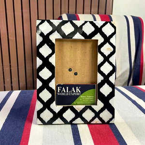 Inlay en os et résine fait main, couleur personnalisée, logo personnalisé, écologique, durable, motif floral rustique moderne, base en bois - Product Image 1