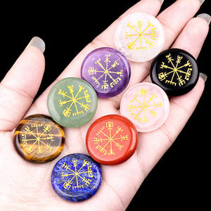 Venta al por mayor de piedras curativas de cristal de bruja Vegvisir de cuarzo rosa de Aventurina Natural, símbolos de regalo DIY de artesanías de cristal antiguas - Product Image 3